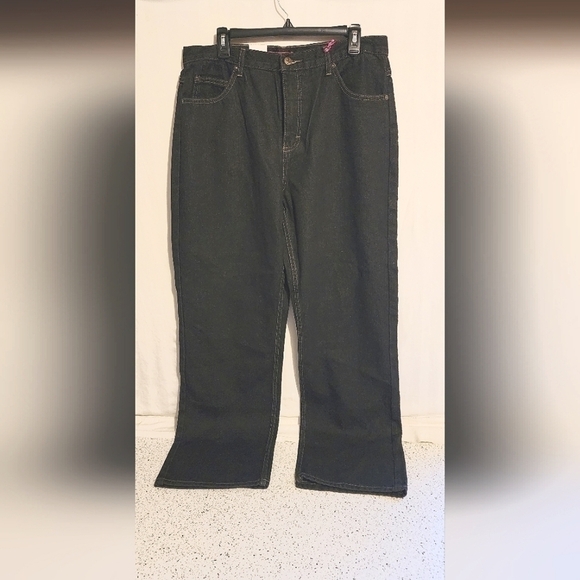 Cottage Street Woman's Jeans Straight leg Size 16 Nwt - Picture 1 of 7
